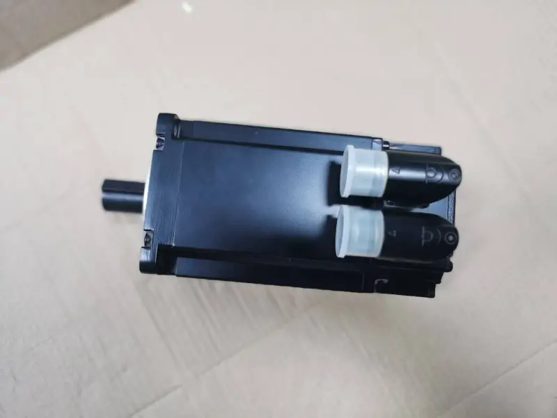 B&R 8LSA44.DA030D000-0