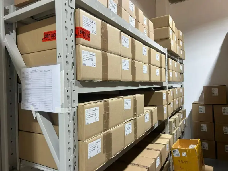 Lenze EVF9331-EV Packaging