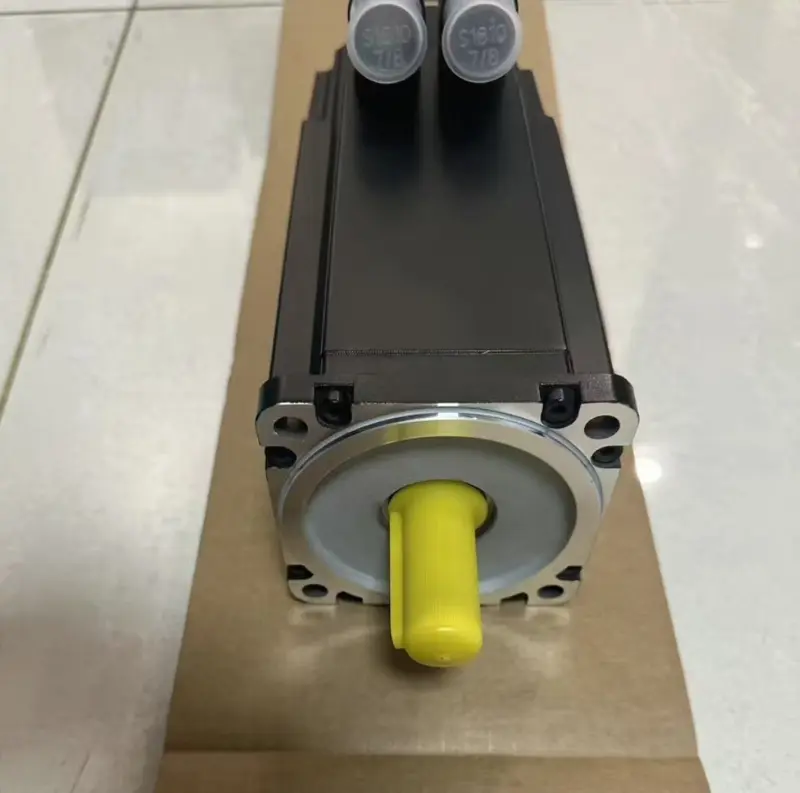 B&R 8LSA53.R2030D100-3