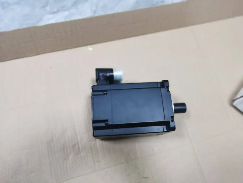 B&R 8LSA45.E1022D600-3
